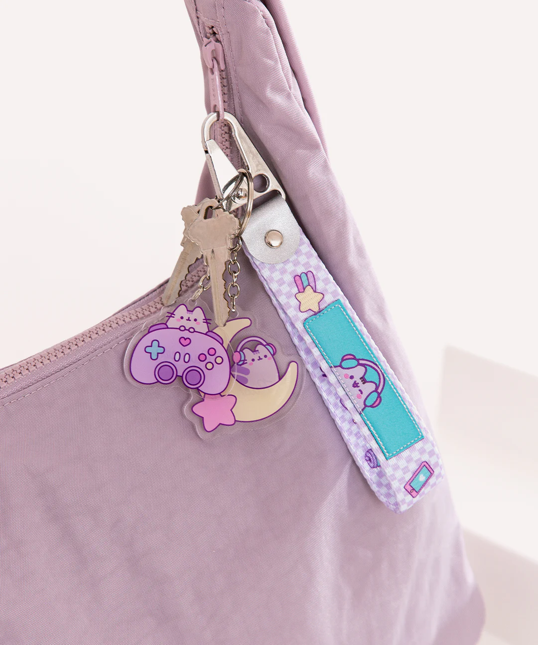 Gamer Pusheen Controller Keystrap - Image 3