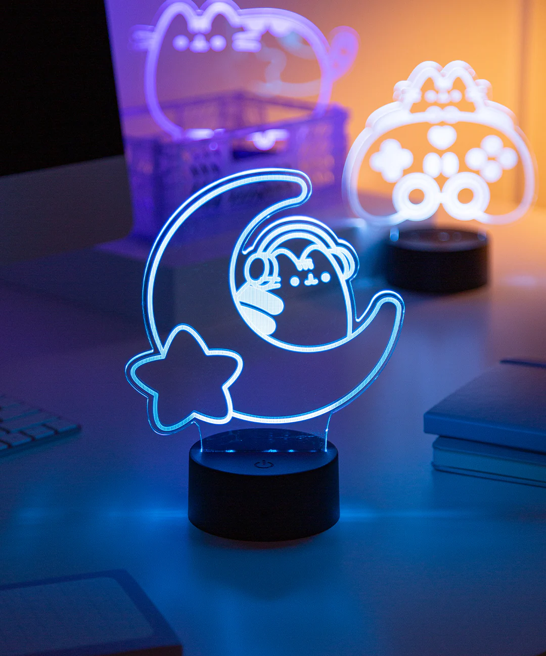 Gamer Pusheen Moon Otaku Lamp - Image 4