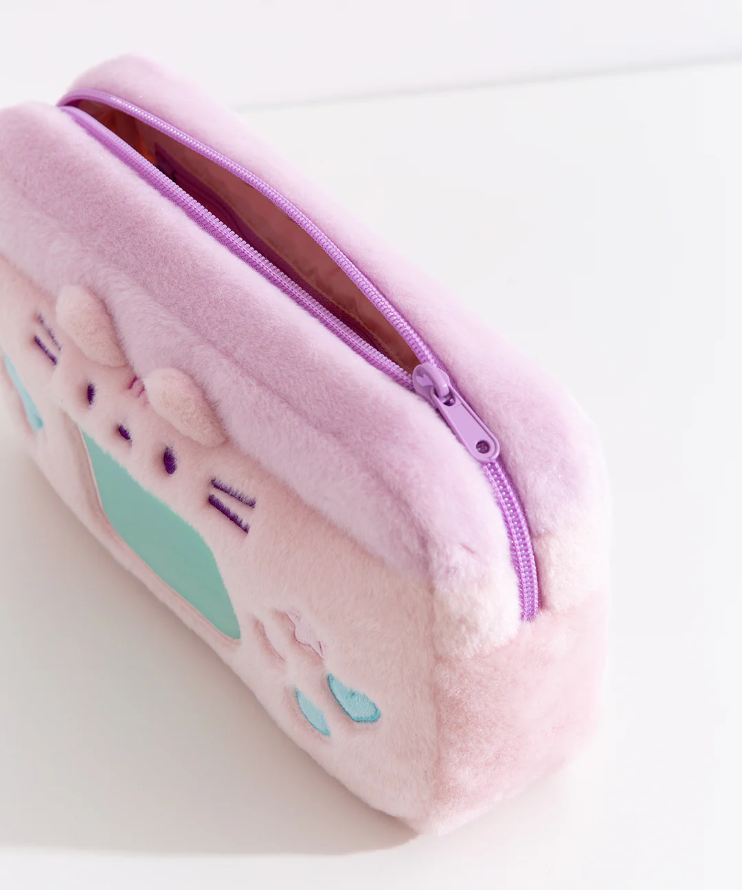 Gaming Pusheen Accessory Case - Image 8