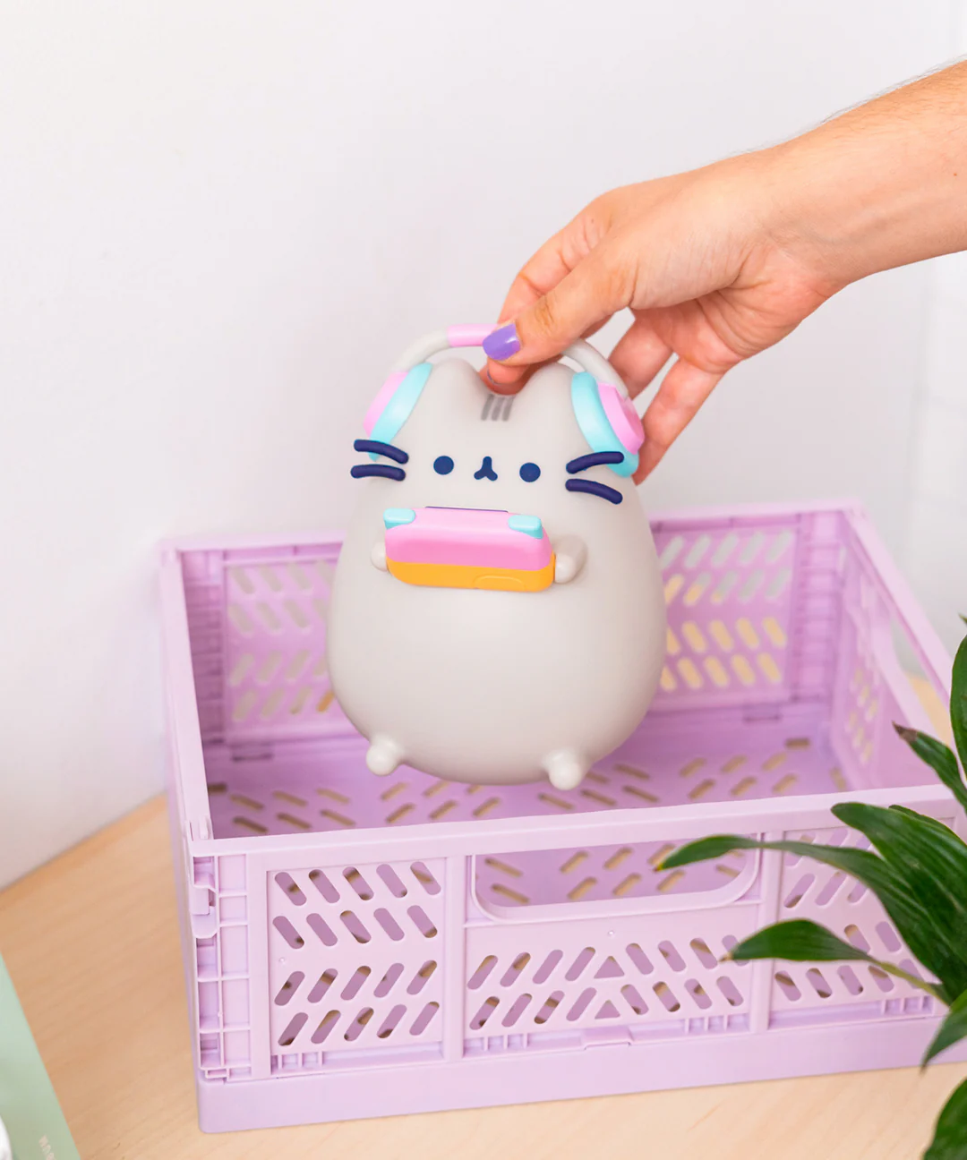 Gaming Pusheen Lamp - Image 3