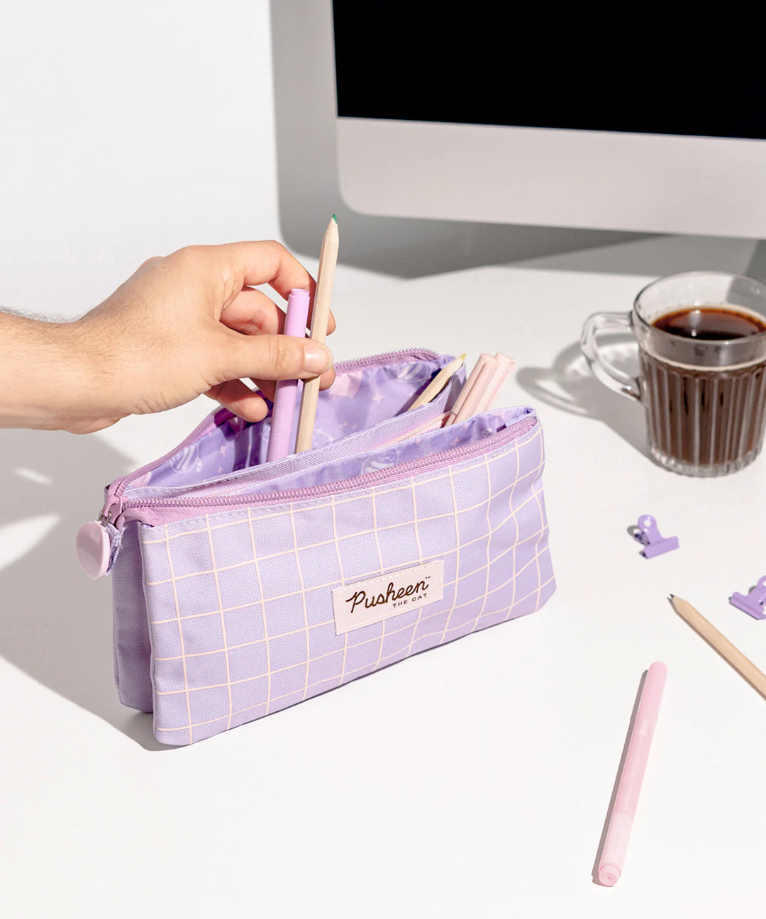 Pusheen On Break Accessory Case - Image 4