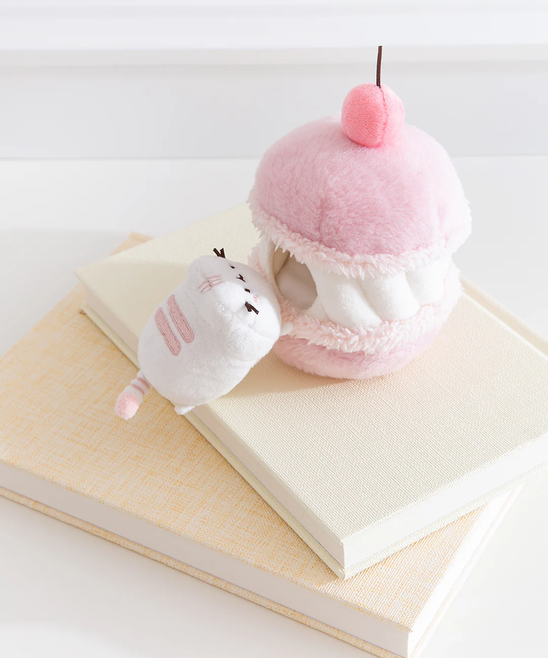 Pusheen Sweets Cherry Macaron Plush 2-pc Environment - Image 4